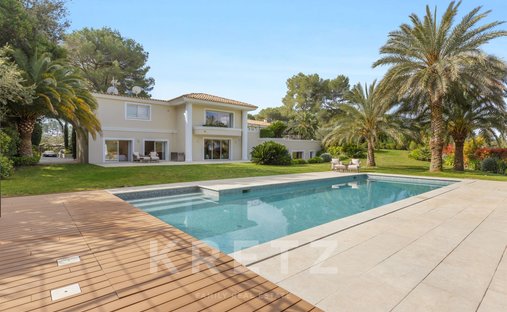 House in Mougins, Provence-Alpes-Côte d'Azur, France 1