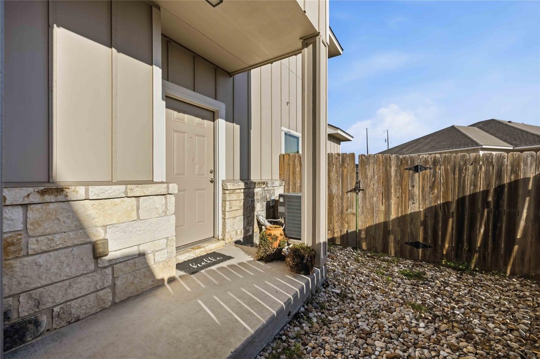 House in Liberty Hill, Texas, United States 5 - 17898613