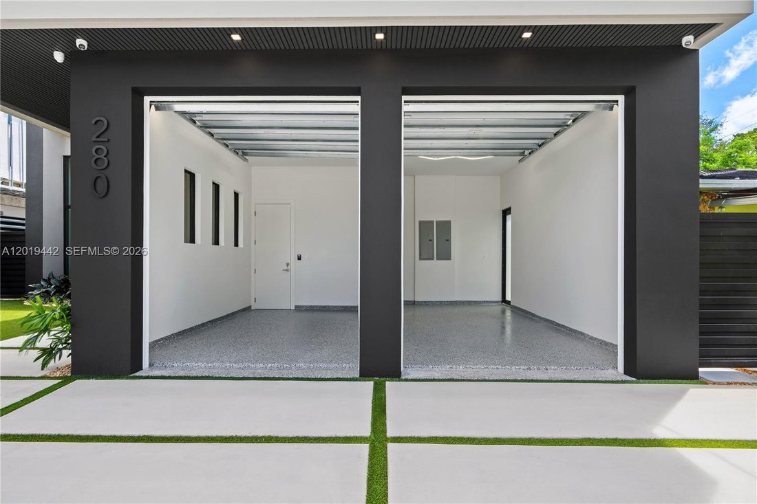 House in Miami, Florida, United States 4 - 17953323
