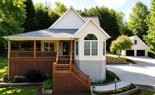 House in Wilkesboro, North Carolina, United States 1