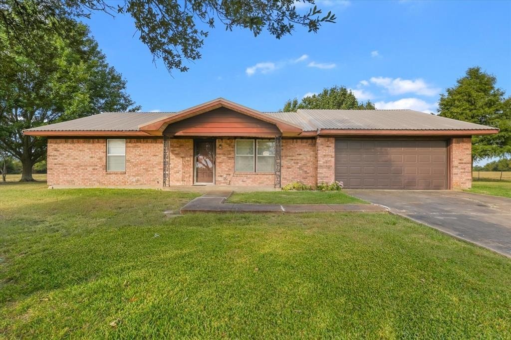 Farm Ranch in Bonham, Texas, United States 1 - 17952546