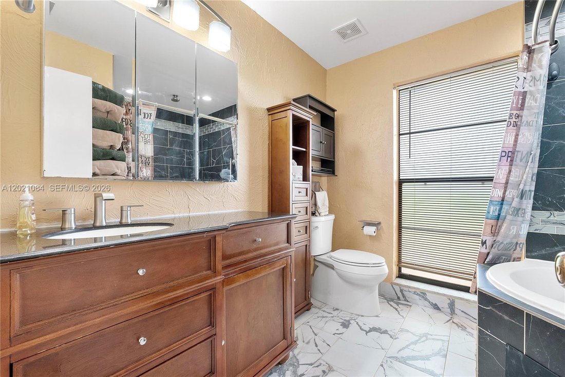 House in Coral Springs, Florida, United States 5 - 17955950