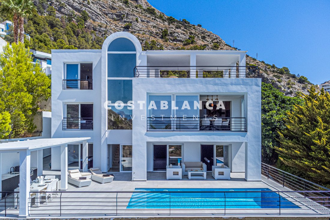 Villa in Zona de Mascarat, Valencian Community, Spain 2 - 17948399