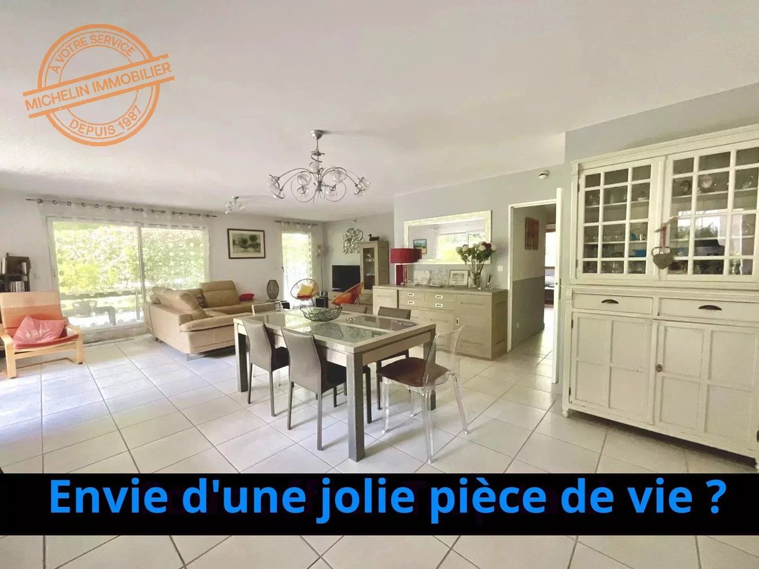 Apartment in Fourvière-Saint Just, Lyon 5e Arrondissement, Lyon 1 - 15524407