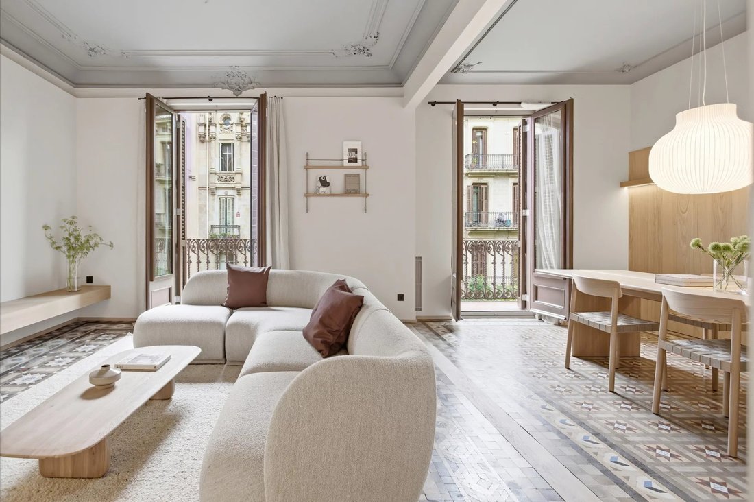 Apartment in Eixample, Barcelona, Spain 1 - 17949235
