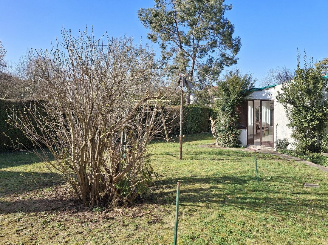 House in Orly, Ile-de-France, France 2 - 17954212