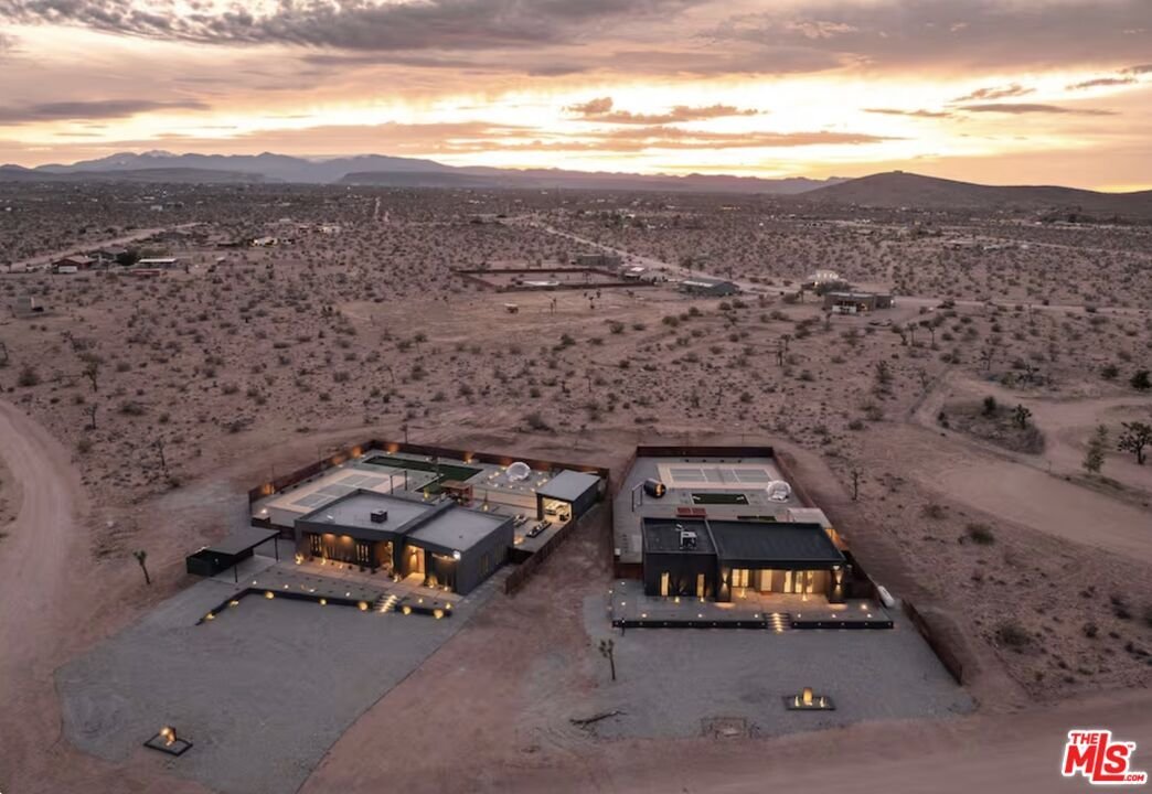 Casa en Joshua Tree, California, Estados Unidos 1 - 17954740