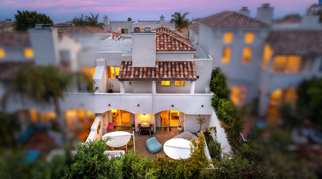 Condo in Malibu, California, United States 1 - 17955659