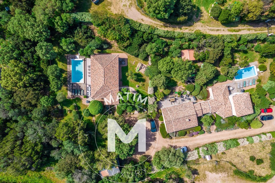 Estate in Porto-Vecchio, Corsica, France 1 - 17947107