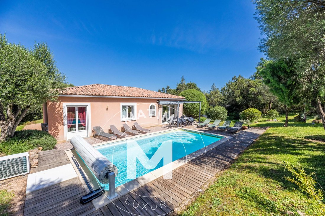 Estate in Porto-Vecchio, Corsica, France 4 - 17947107