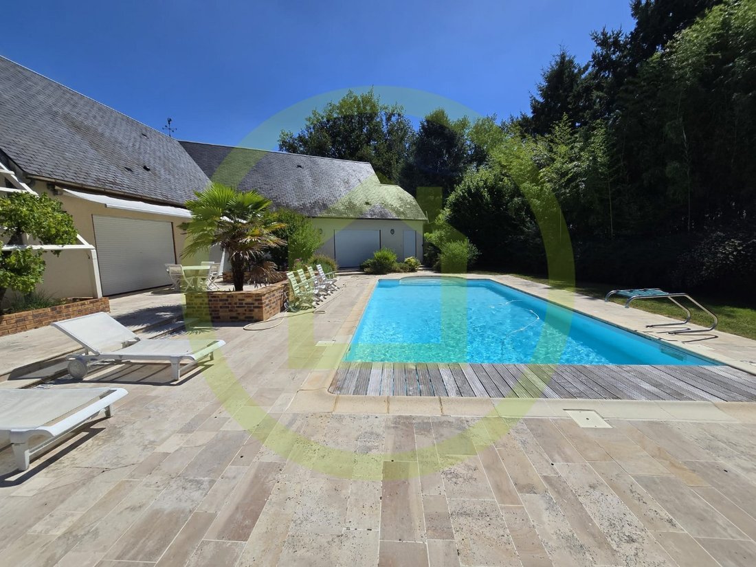 House in Saint-Denis-en-Val, Centre-Val de Loire, France 2 - 17954035