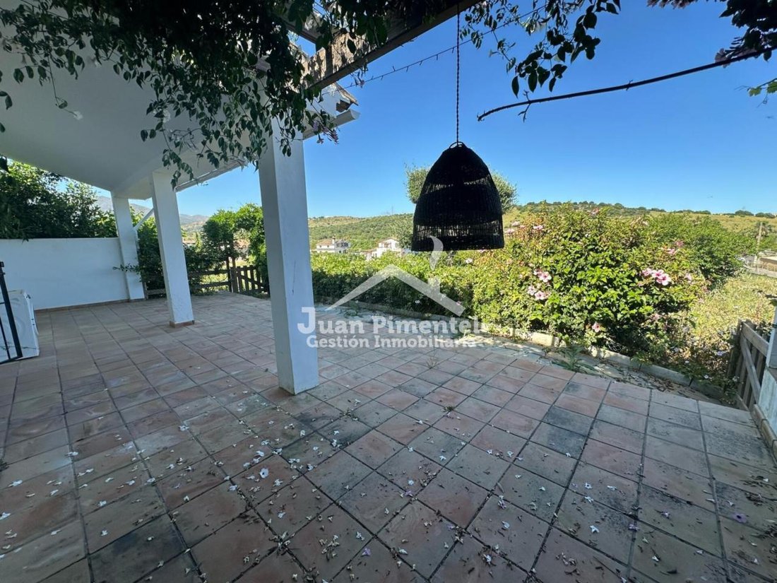 House in Estepona, Andalusia, Spain 2 - 17947360