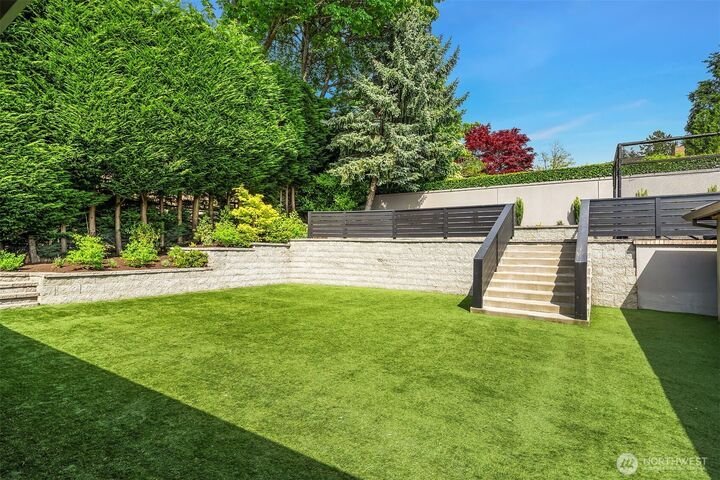 House in Medina, Washington, United States 3 - 17955703
