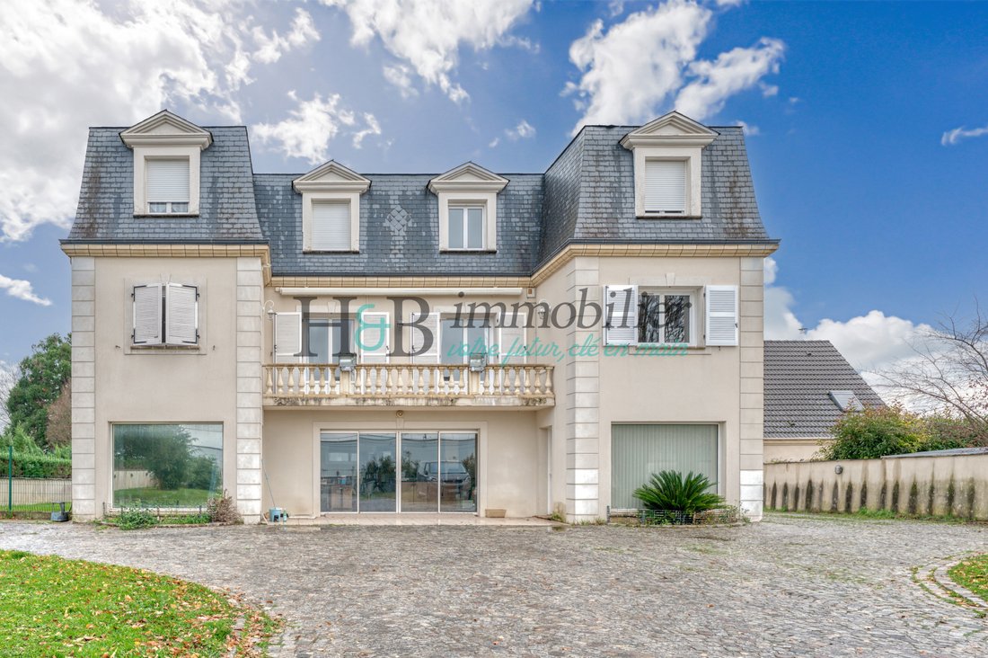 House in Les Sablons, Villecresnes, France 1 - 17948050