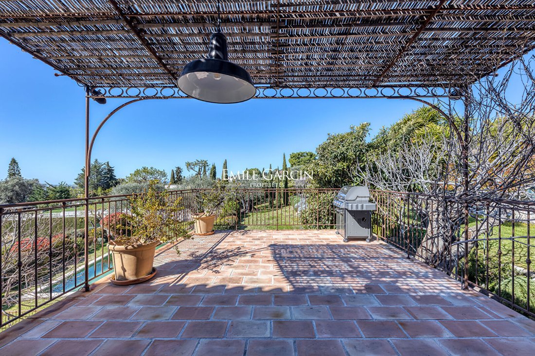 Villa in Nice, Provence-Alpes-Côte d'Azur, France 3 - 17954515