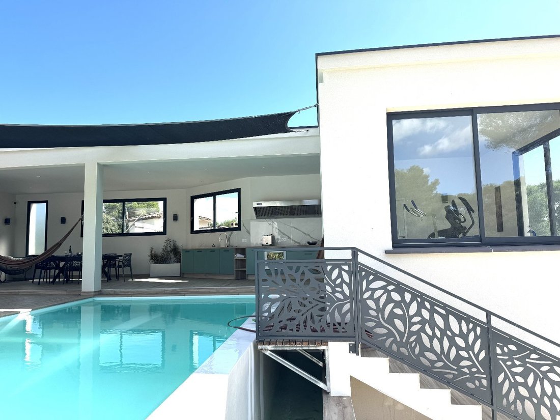 Villa in Alouette, Nimes, France 3 - 17953946