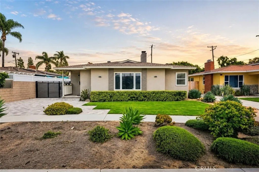 House in Santa Ana, California, United States 1 - 17943690