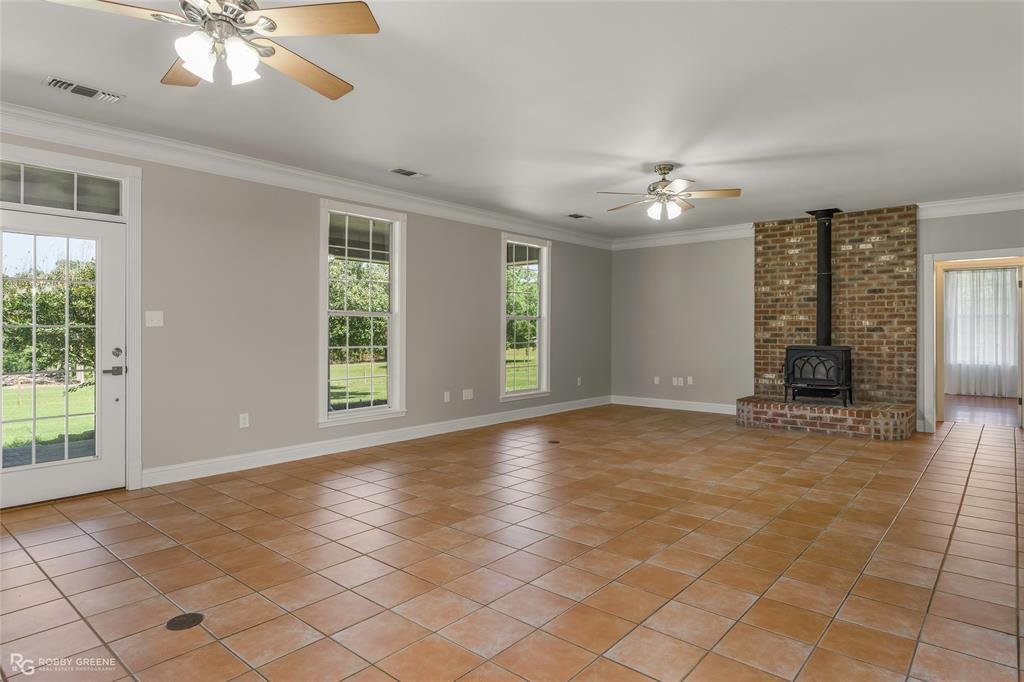 House in Vivian, Louisiana, United States 5 - 17952590