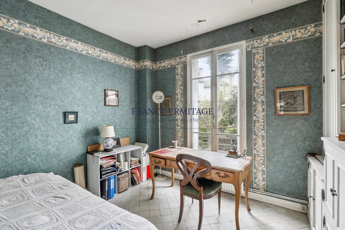 House in Centre Ville, Suresnes, France 4 - 17947103