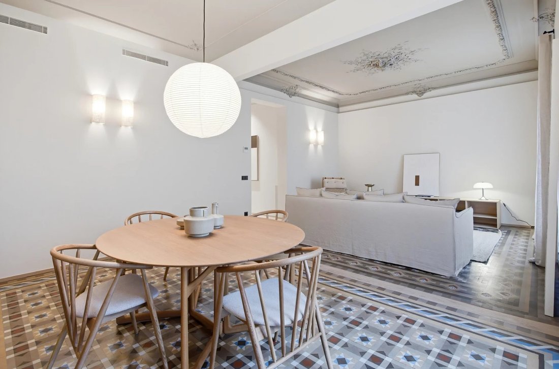 Apartment in Eixample, Barcelona, Spain 5 - 17949212