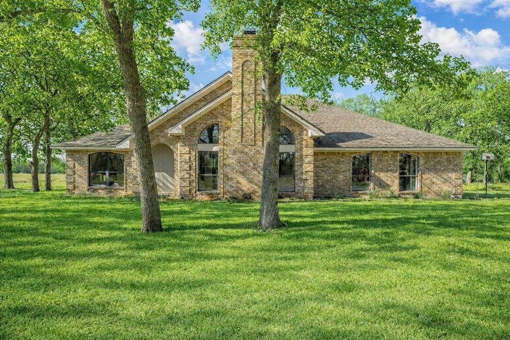Farm Ranch in Elm Mott, Texas, United States 2 - 17952111