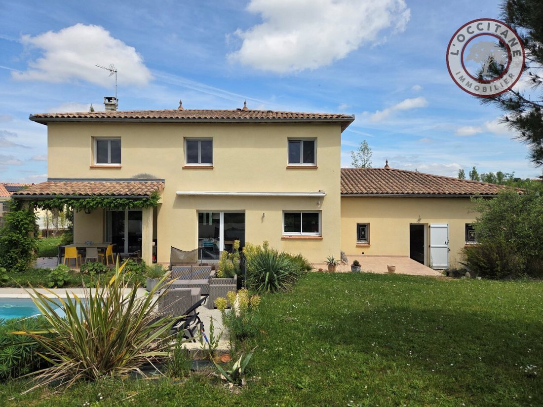 House in Casse Martin, L'Isle-Jourdain, France 1 - 17952988