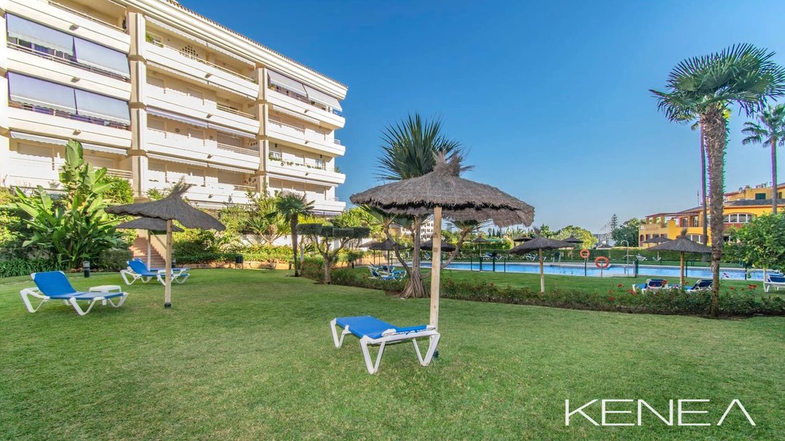 Apartment in Marbella, Andalusia, Spain 2 - 17947792