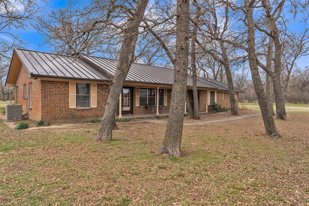 Farm Ranch in Grandview, Texas, United States 2 - 17952606