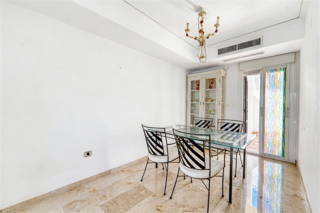 House in Marbella, Andalusia, Spain 2 - 17955999