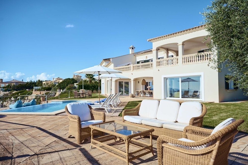 Villa in Llucmajor, Balearic Islands, Spain 3 - 17947615