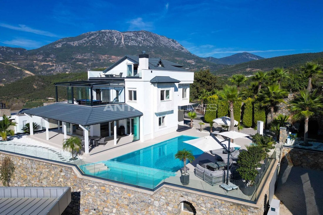 Villa in Alanya, Antalya, Turkey 2 - 17951337