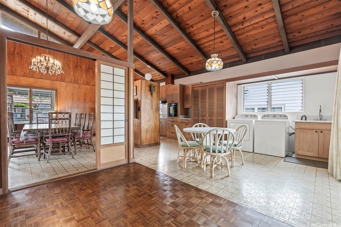 House in Honolulu, Hawaii, United States 5 - 17949442