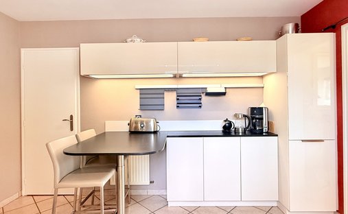 House in Centre Bourg, Sene, France 1