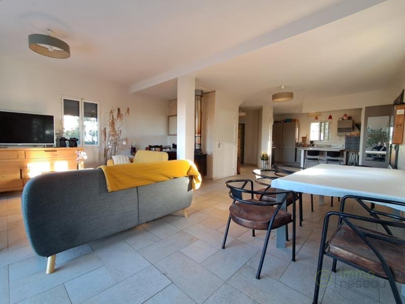 House in Cergy, Ile-de-France, France 2 - 17954408