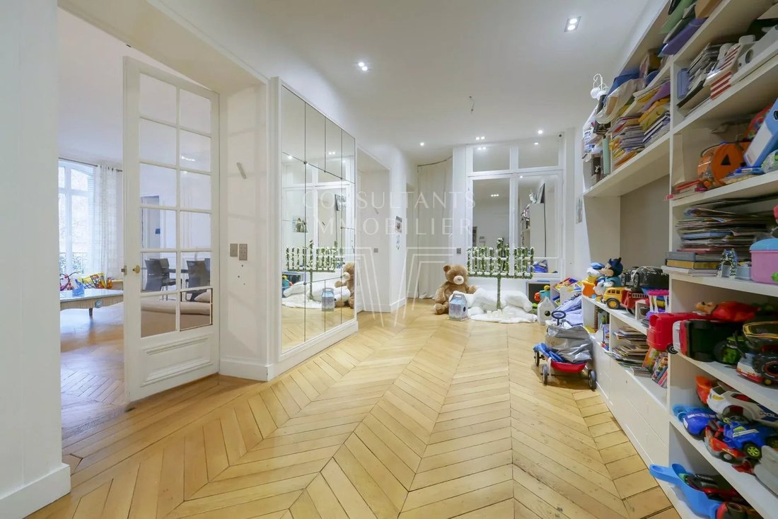 Apartment in Ternes-Maillot, Paris 17e Arrondissement, Paris 4 - 17948776