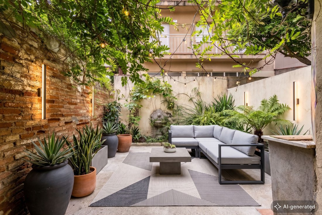 House in Nou Barris, Barcelona, Spain 1 - 17952810
