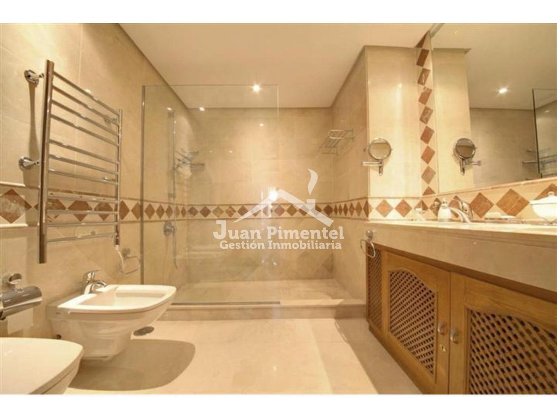 Apartment in Estepona, Andalusia, Spain 5 - 17947472