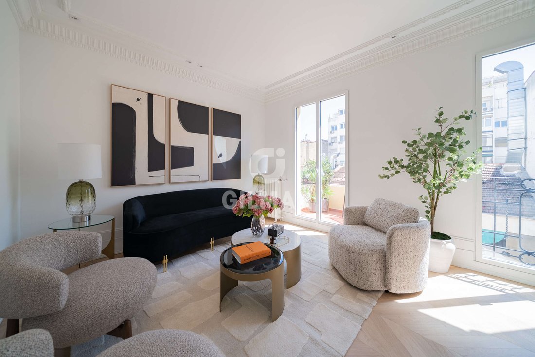 Apartment in Chamberi, Madrid, Spain 3 - 17948516