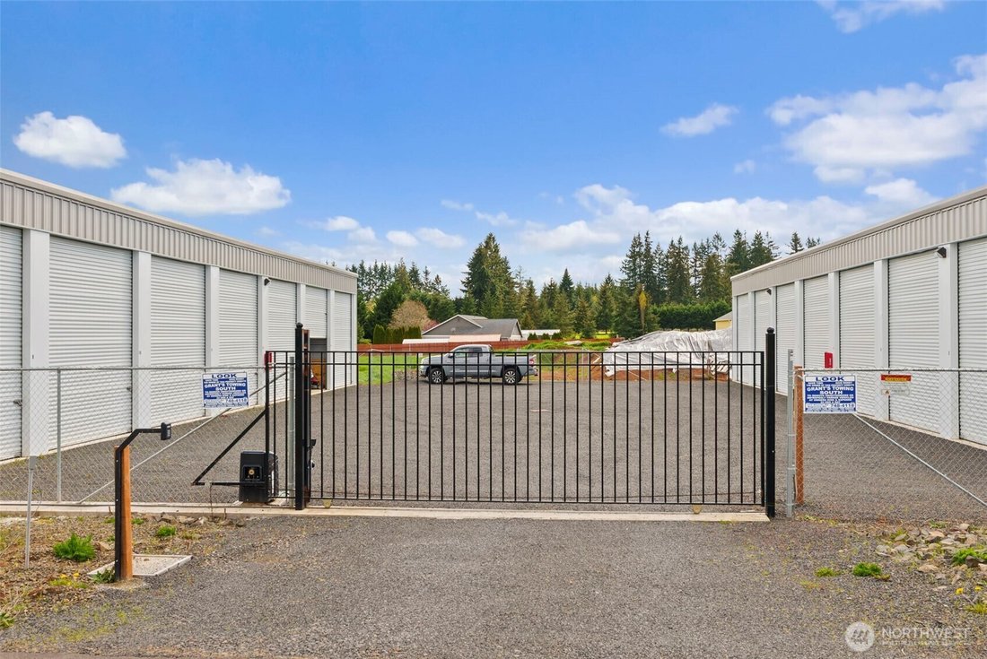 Winlock, Washington, United States 3 - 17949617