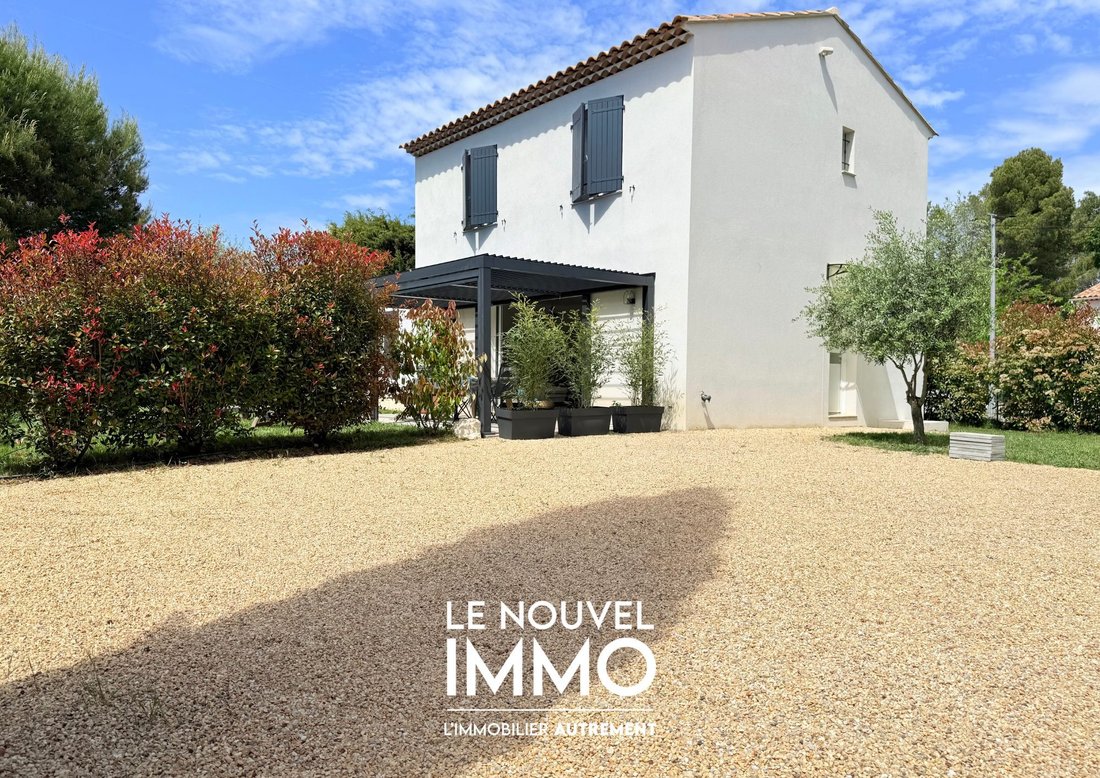 House in Centre Ancien-Cros-Lotins, Éguilles, France 1 - 17955451