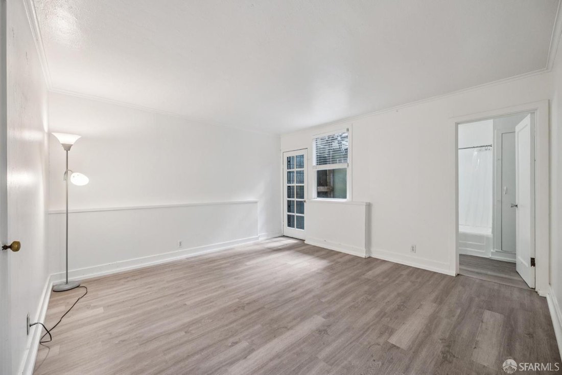 San Francisco, California, United States 3 - 17953561