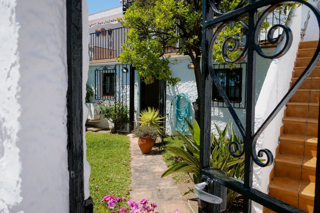 Townhouse in Nerja, Andalusia, Spain 5 - 17947505