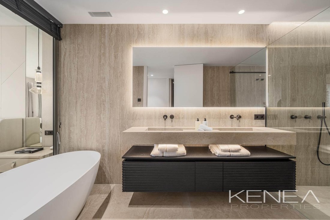Apartment in Puerto Banus, Marbella, Spain 5 - 17947715