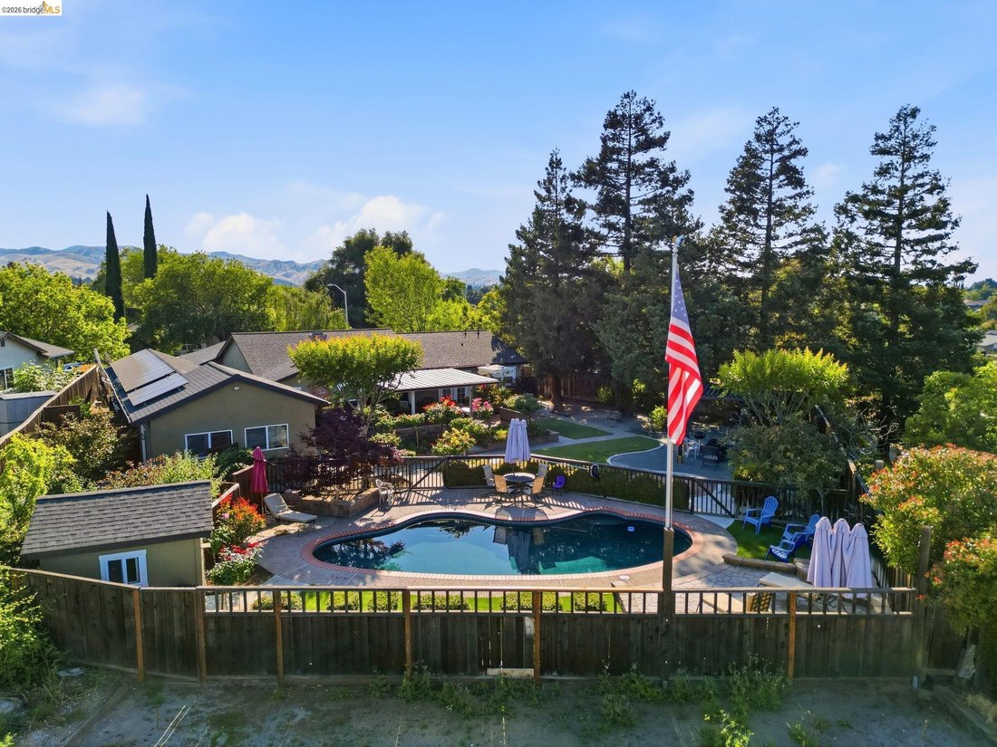 Casa a Antioch, California, Stati Uniti 1 - 17948943