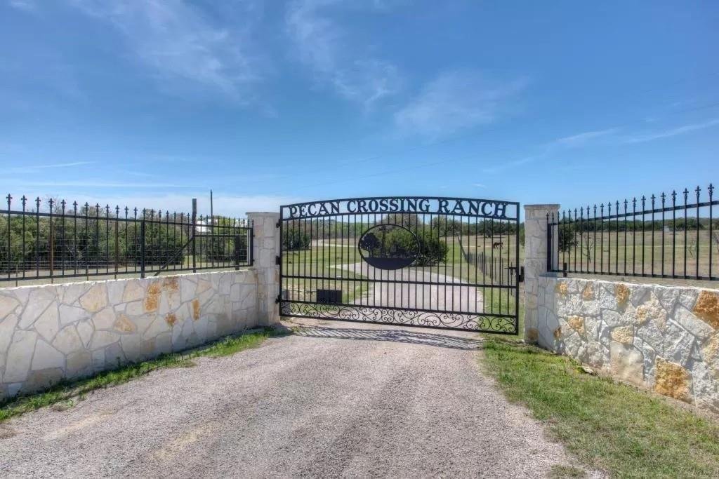 Farm Ranch in Burnet, Texas, United States 3 - 17952602