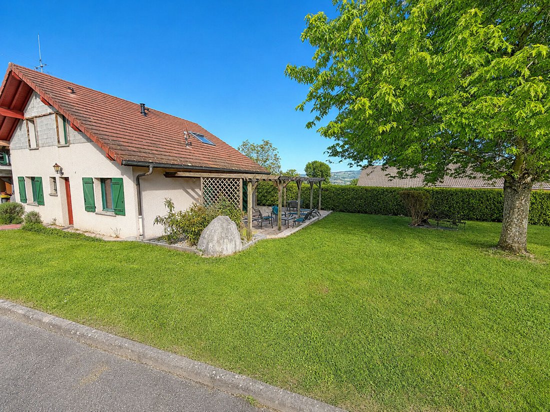 Villa in Bassy, Auvergne-Rhône-Alpes, France 1 - 17896826