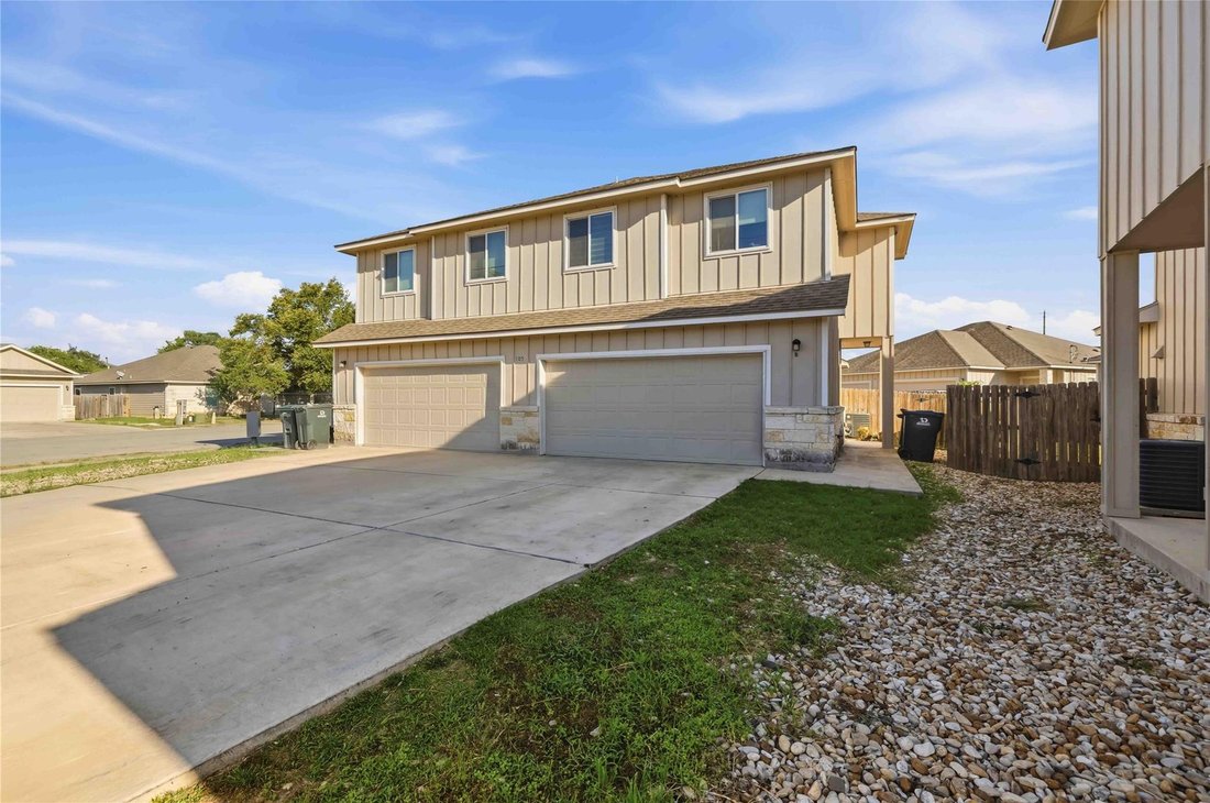 House in Liberty Hill, Texas, United States 3 - 17898613