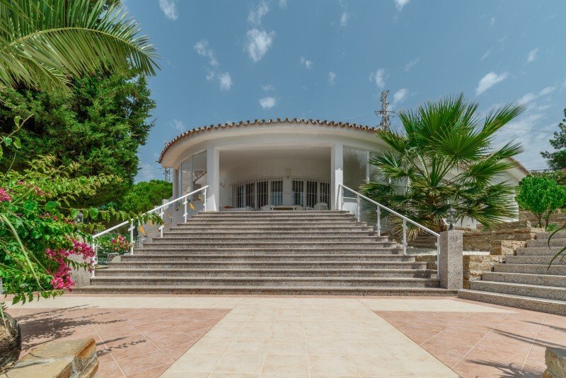 Villa in Estepona, Andalusia, Spain 2 - 17947348