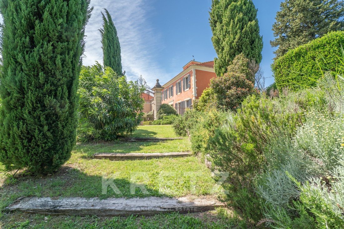 Casa a Loriol-du-Comtat, Provenza-Alpi-Costa Azzurra, Francia 2 - 17948515