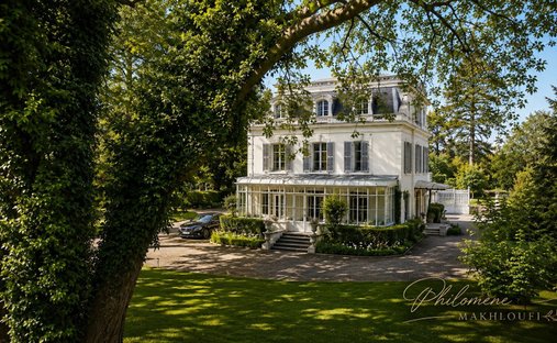 House in Le Mee-sur-Seine, Ile-de-France, France 1